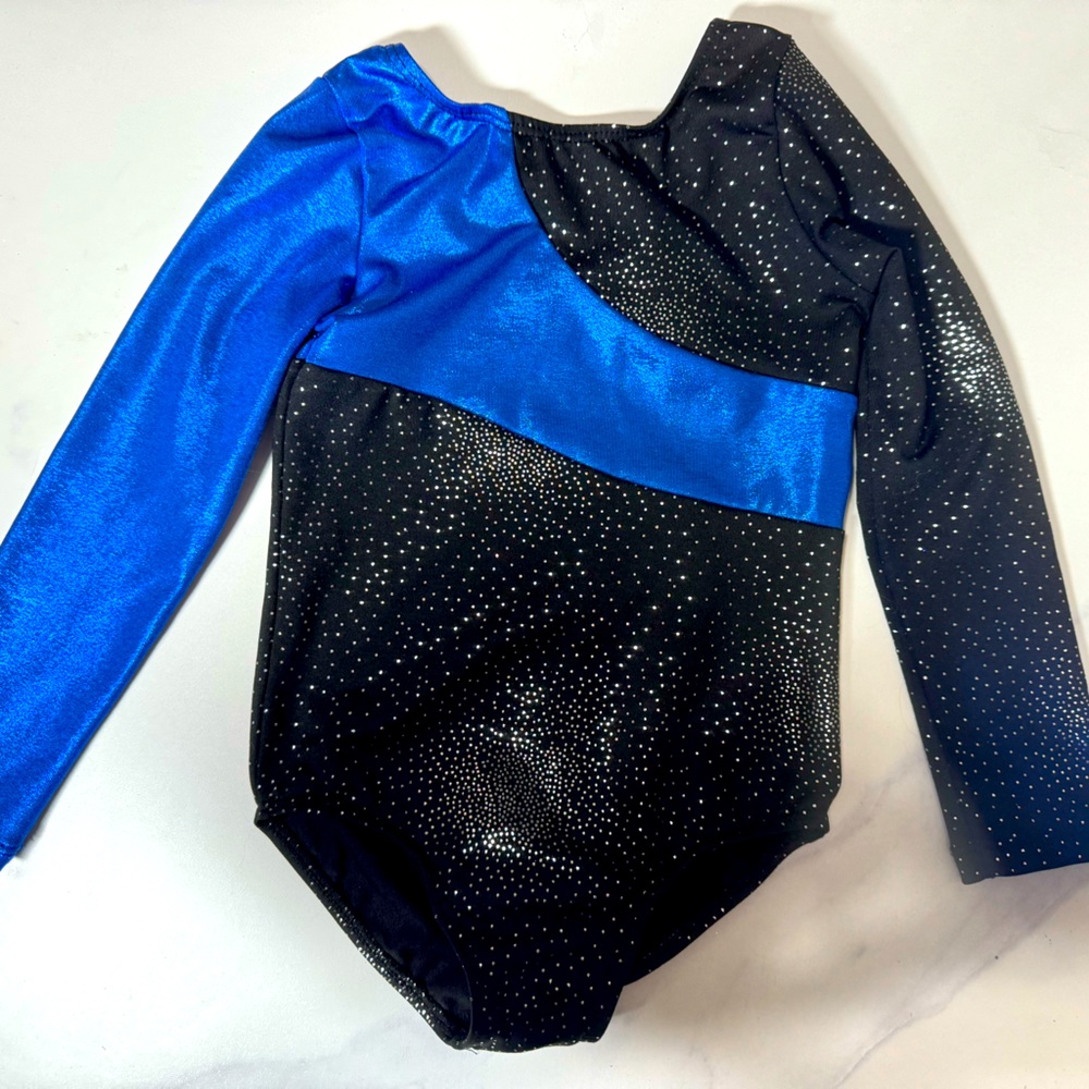 Size 5 girls Leotard!